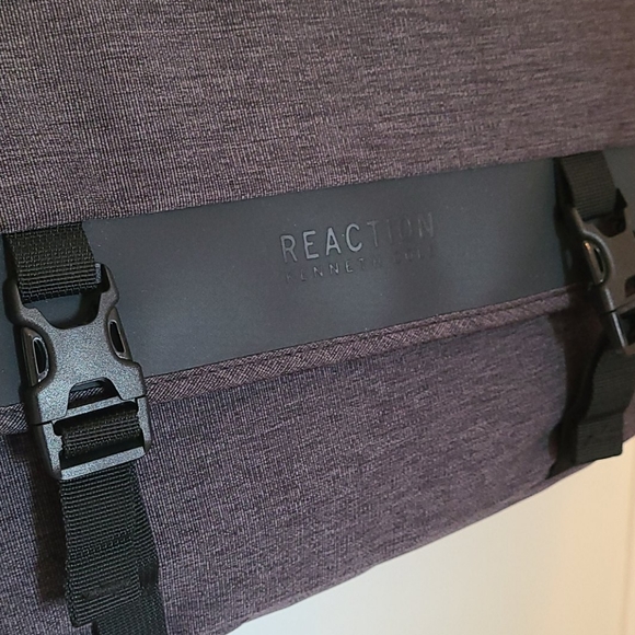 Kenneth Cole Laptop bag - Picture 2 of 3